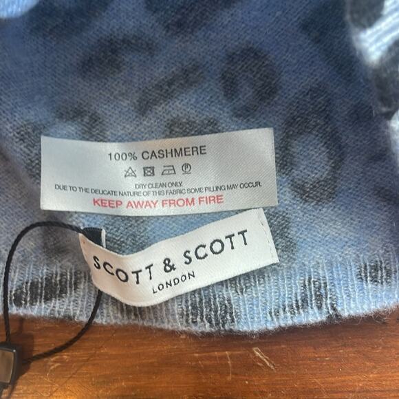 NWT Scott & Scott 100% cashmere leopard print puff ball winter knit beanie hat - Picture 4 of 5